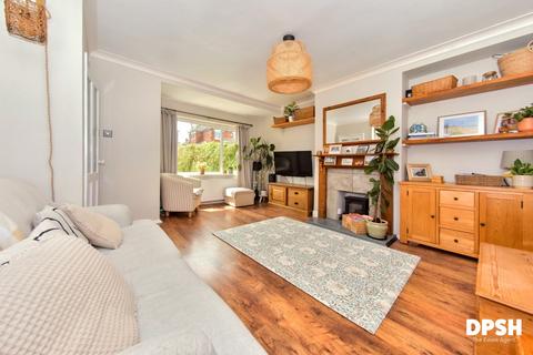 47 Bevin Crescent, Wakefield, WF1 3ER
