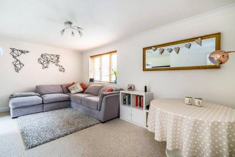 2 bedroom apartment for sale, Saddlers Mews, Markyate, St. Albans, Hertfordshire, AL3