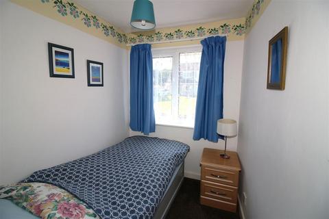 3 bedroom terraced house for sale, 13 Hawthorns, Saltash PL12 4BB