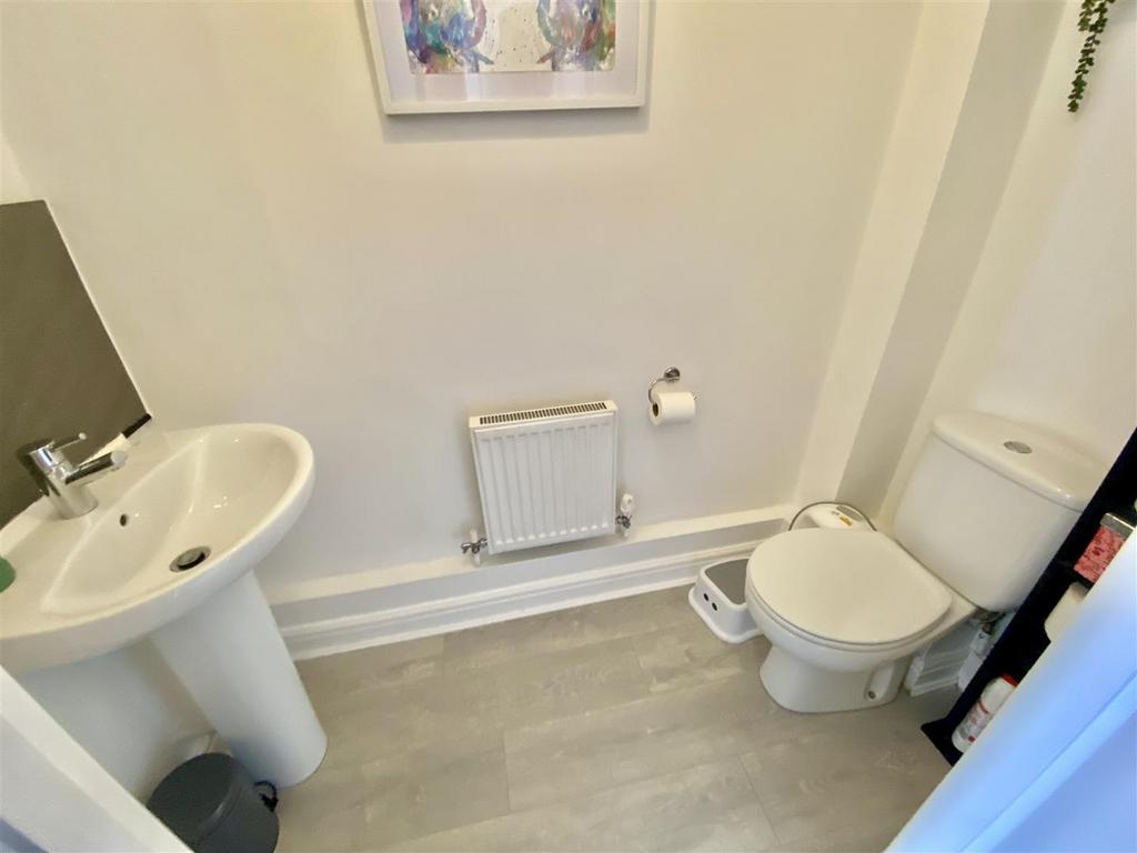 Bramleys Estate Agents - Dewsbury - Whitley Road (