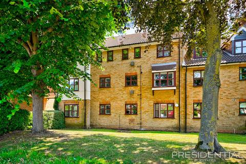 2 bedroom flat for sale, Chingford E4