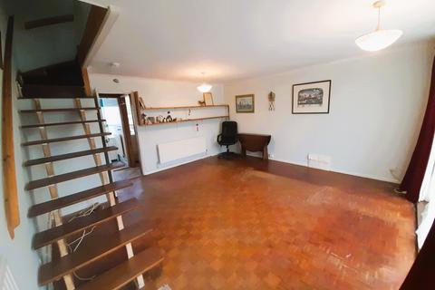 undefined, Priests Walk, Gravesend DA12