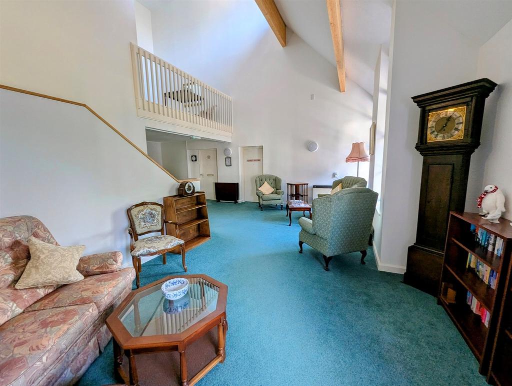 Communal Area New
