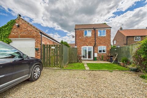 4 bedroom link detached house for sale, High Street, Rudston, YO25 4UB