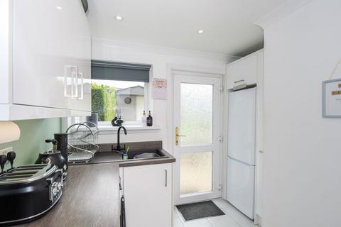 70 Auchencrieff Road, Locharbriggs, Dumfries, DG1 1UY
