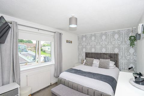 70 Auchencrieff Road, Locharbriggs, Dumfries, DG1 1UY
