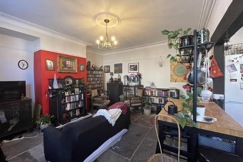 1 bedroom terraced house for sale, Second Street, Bradford BD12