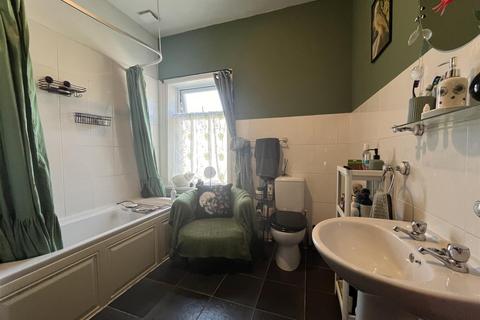 32 Second Street, Low Moor, Bradford, BD12 0JD