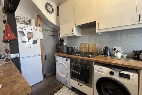 32 Second Street, Low Moor, Bradford, BD12 0JD