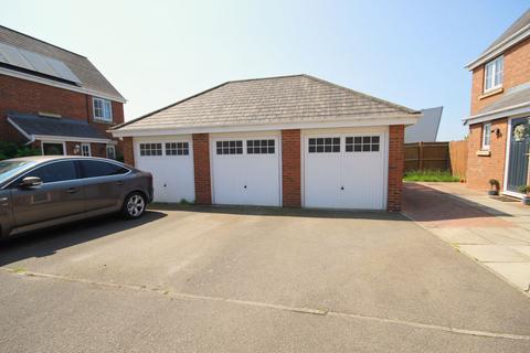 undefined, Ironwood Avenue, Desborough, NN14