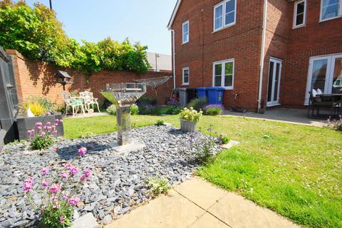 undefined, Ironwood Avenue, Desborough, NN14