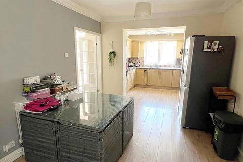 9 Holbeche Road, Sutton Coldfield, B75 7LL