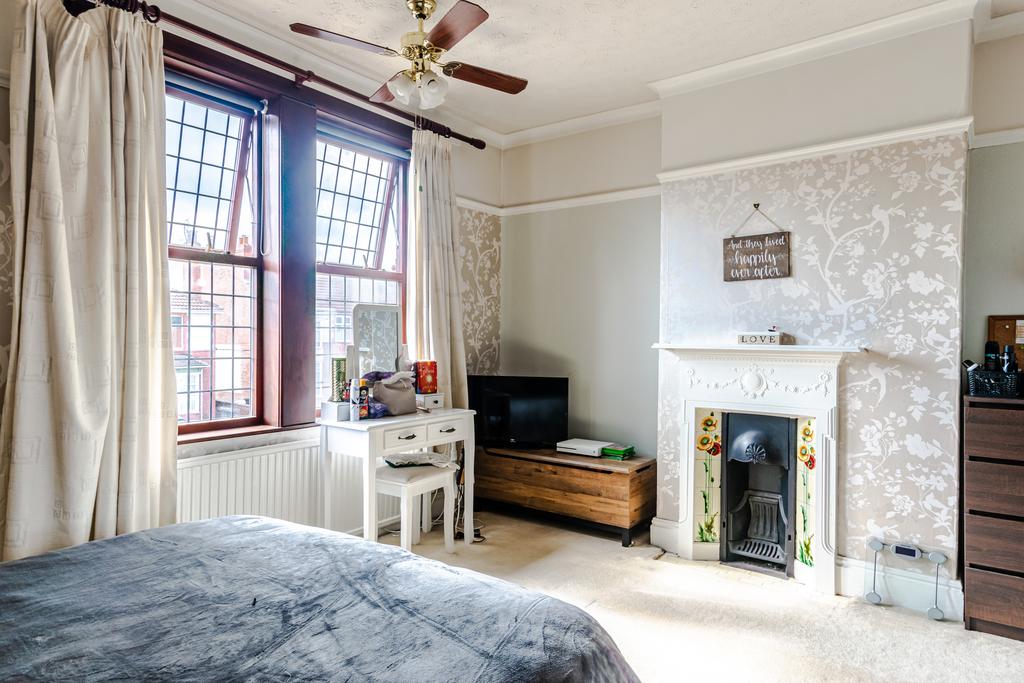 Bedroom1b