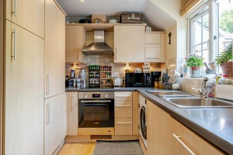 2 bedroom flat for sale, Chesham,  Buckinghamshire,  HP5