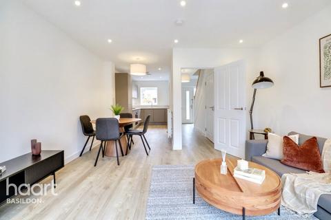 undefined, Ghyllgrove Place, Basildon