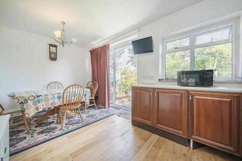 4 bedroom house to rent, Conway Crescent, Greenford UB6