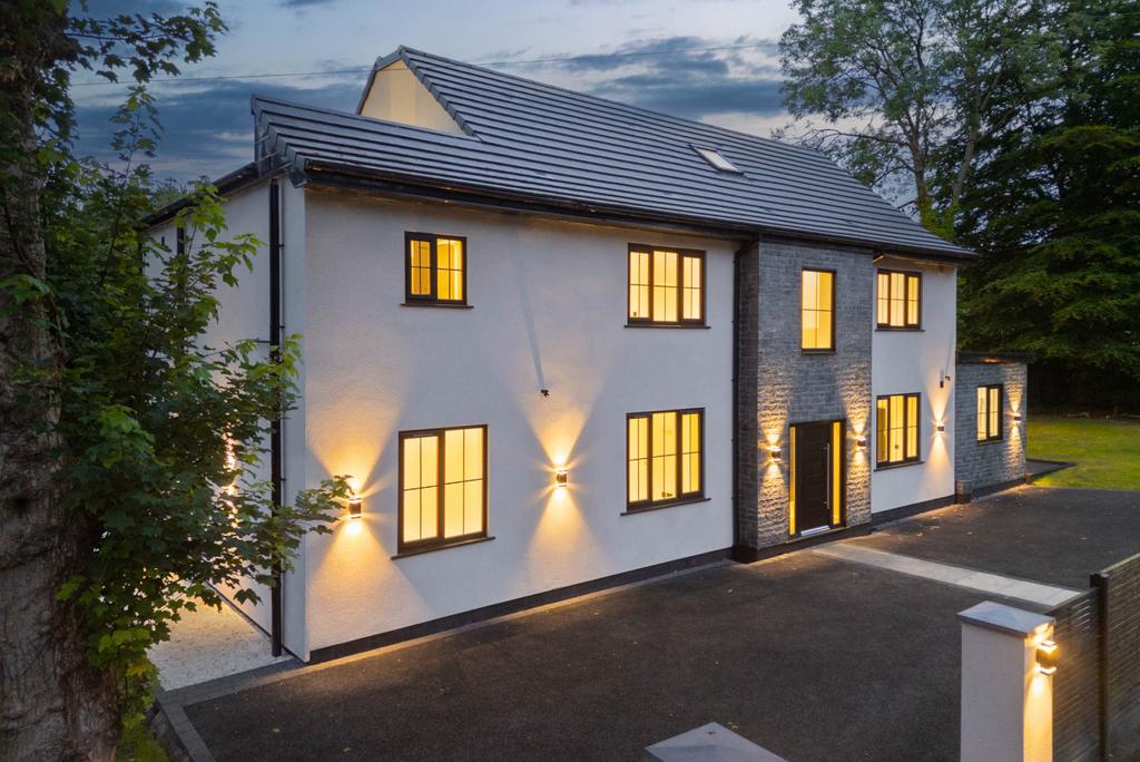 1 Wells Avenue, Prestwich M25 0 GN