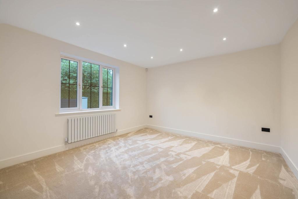 Snug/Reception room 2