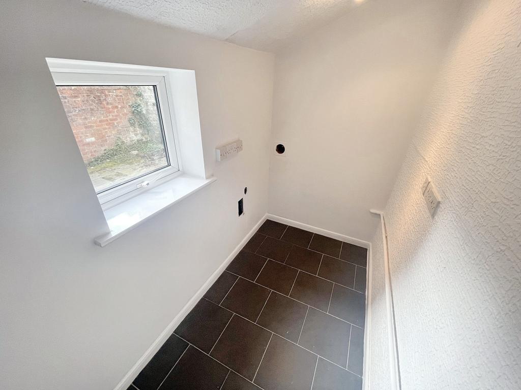 22 Cannon Hill, Preston, PR2 2 RR