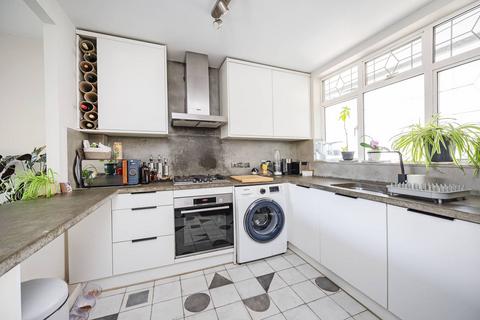 Flat 1, Jowitt House Morpeth Street, London, E2 0RP