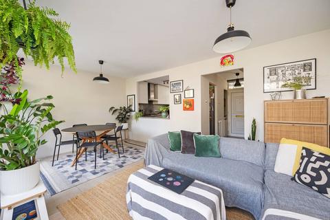 Flat 1, Jowitt House Morpeth Street, London, E2 0RP