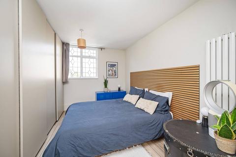 Flat 1, Jowitt House Morpeth Street, London, E2 0RP
