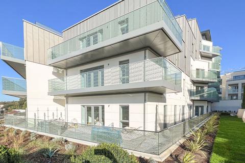 1 bedroom apartment for sale, Apt 504 Westview, St Saviour