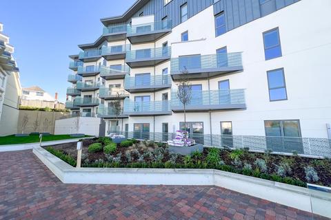 1 bedroom apartment for sale, Apt 504 Westview, St Saviour