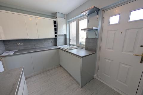 1 bedroom flat to rent, Thornacre Road, Shipley, BD18