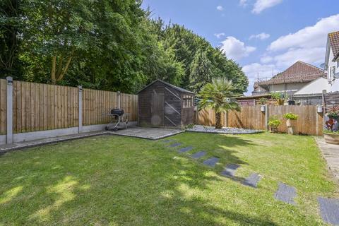 19 Ashwell Close, London, E6 5RS