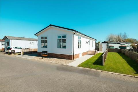 undefined, Chertsey, Surrey, KT16