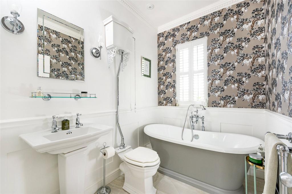 Main Bathroom