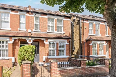 109 Ellerton Road, Surbiton, KT6 7UA