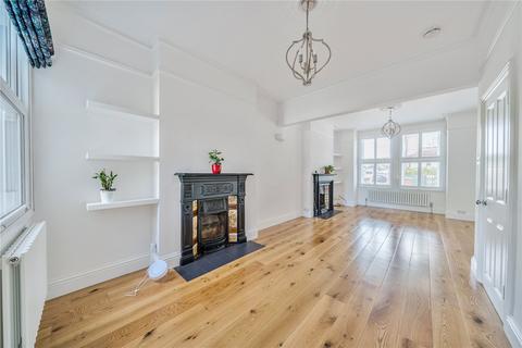 109 Ellerton Road, Surbiton, KT6 7UA