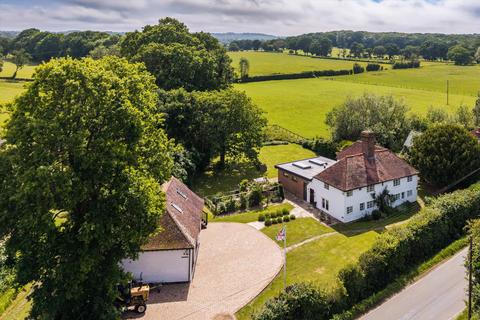 Staplehurst Road, Frittenden, Cranbrook, Kent, TN17