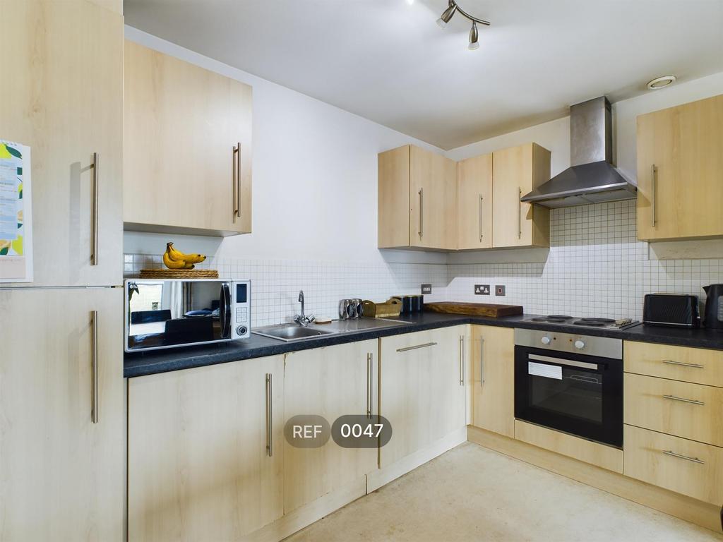 Kitchen &amp; Living area