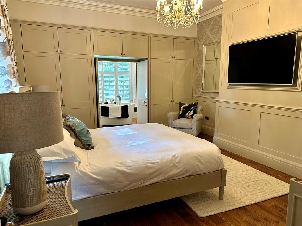 Principal Bedroom