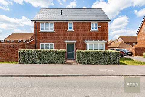 3 bedroom detached house for sale, Village Road, Wouldham, ME1