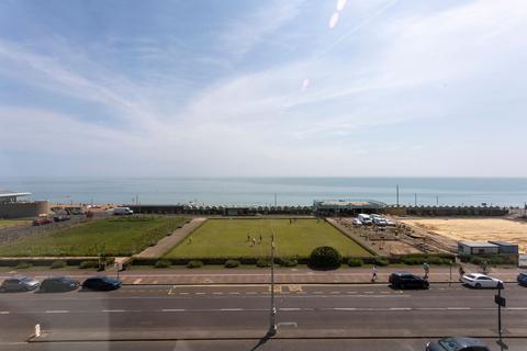 1 bedroom flat for sale, Kingsway, Hove, BN3