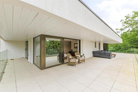 3 bedroom apartment for sale, 56 The Avenue, Branksome Park, Poole
