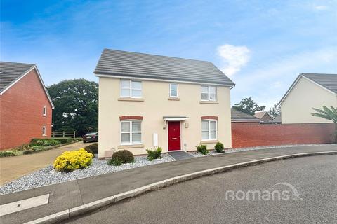 49 Hayes Drive, Three Mile Cross, Reading, RG7 1GB