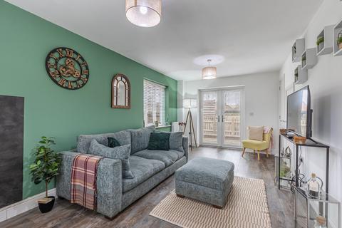 3 bedroom detached house for sale, Modern Family Home with Garden and Cabin in Edgefield