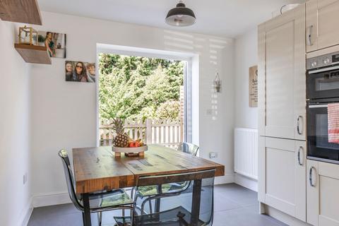 3 bedroom detached house for sale, Modern Family Home with Garden and Cabin in Edgefield