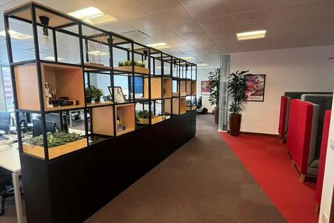 Office to rent, Queens Rd Chester CH1 3AH