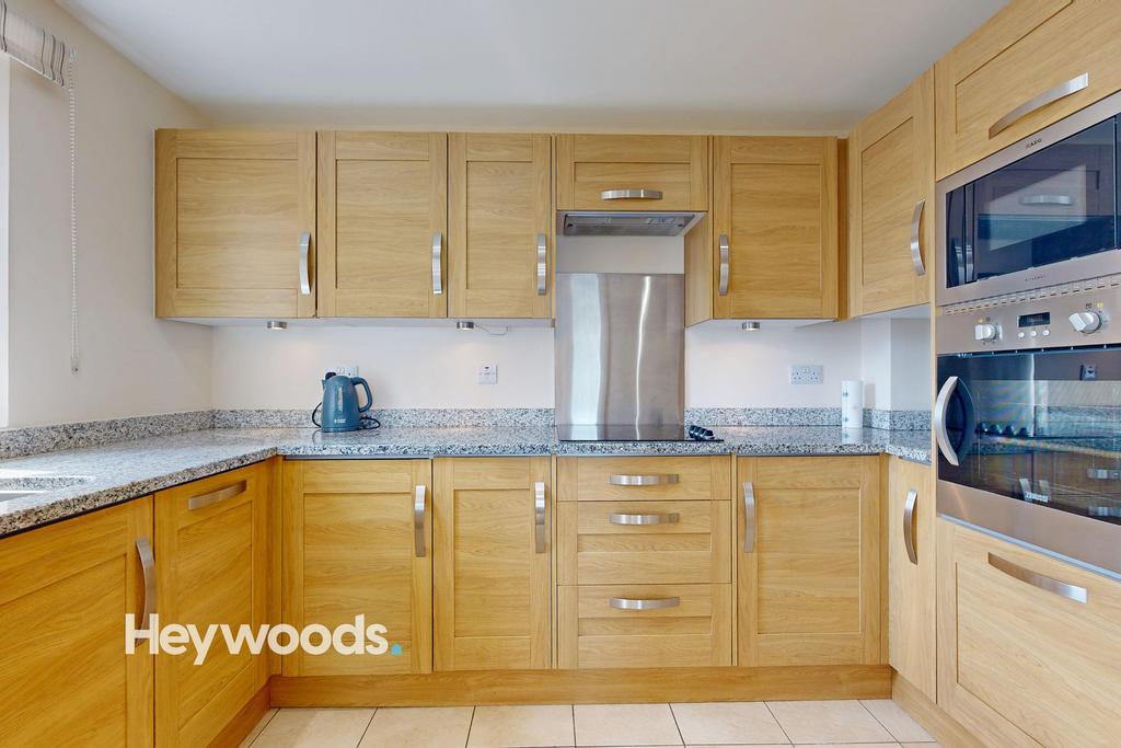 Apt-43-Adlington-House-H-06142025 053040