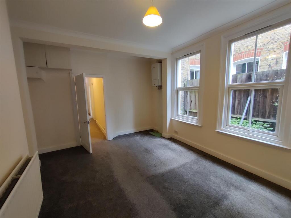 32 Kettering Street Livingroom back.jpg