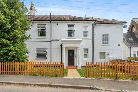 2 bedroom flat for sale, 13 Sunny Bank, London