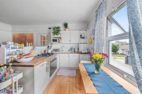 2 bedroom flat for sale, 13 Sunny Bank, London