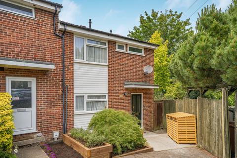 8 Glebe Close, Essendon, Hatfield, AL9 6HZ