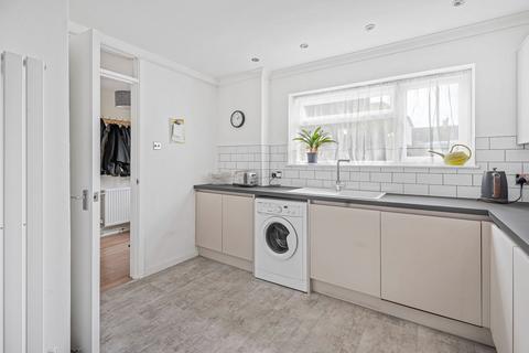 8 Glebe Close, Essendon, Hatfield, AL9 6HZ